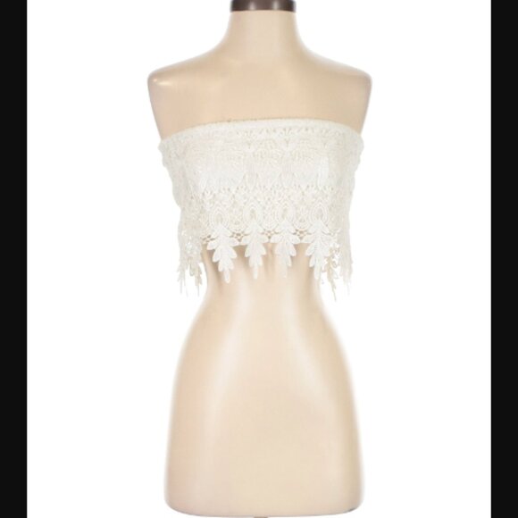 Chic Lace Crop Top - White - Picture 1 of 8